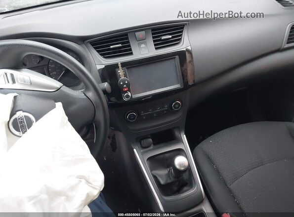 3N1AB7AP9KY423660 2019 NISSAN SENTRA Gray Widok deski rozdzielczej