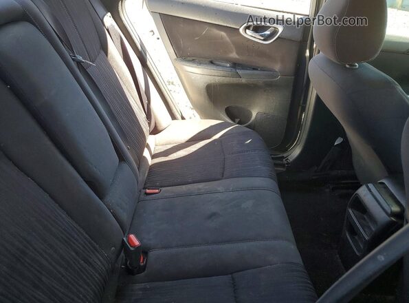 3N1AB7APXHY261546 2017 NISSAN SENTRA Серебряный Вид задних сидений