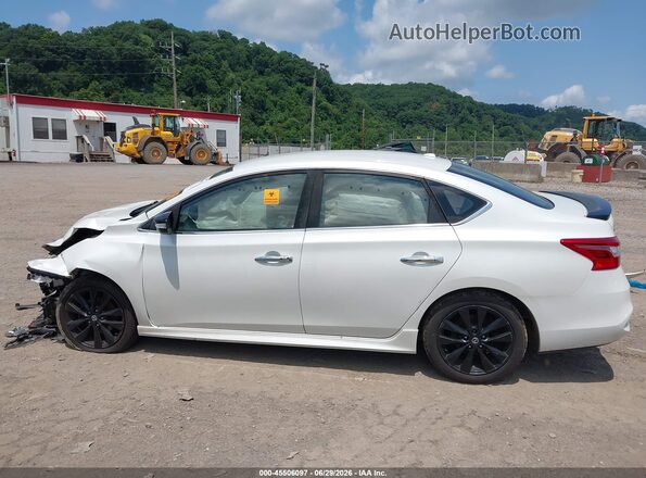 3N1AB7APXHY269727 2017 NISSAN SENTRA White Widok wnętrza z tyłu