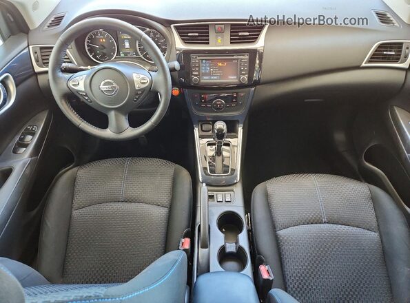 3N1AB7APXJY263500 2018 NISSAN SENTRA Gray Dashboard view