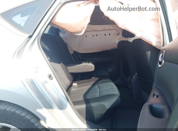 3N1AB7APXJY268602 2018 NISSAN SENTRA Silver VIN კოდის სტიკერის ხედი