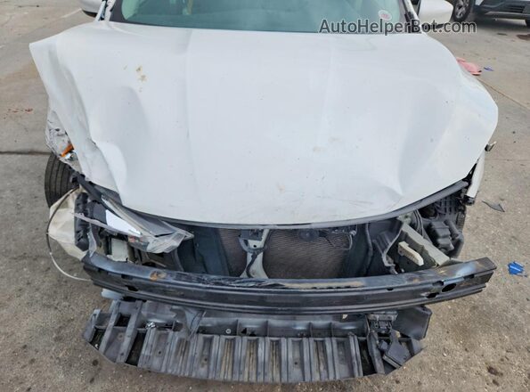 3N1AB7APXJY310038 2018 NISSAN SENTRA White Вид задньої частини салону