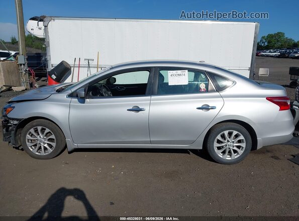 3N1AB7APXKY437860 2019 NISSAN SENTRA Silver Widok wnętrza 360 stopni