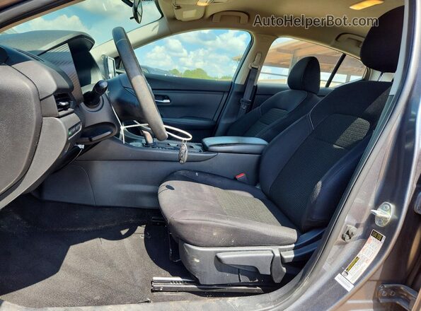 3N1AB8BV2MY280041 2021 NISSAN SENTRA Silver Front interior view