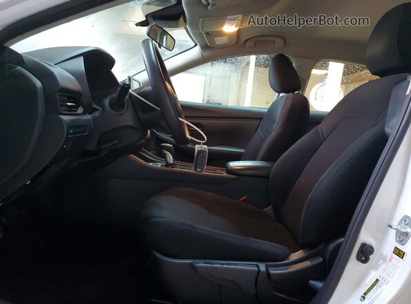 3N1AB8BV3RY285630 2024 NISSAN SENTRA White Vista interior delantera