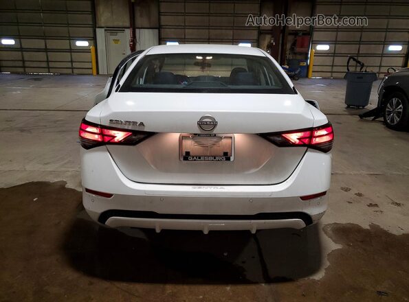 3N1AB8BV4RY389639 2024 NISSAN SENTRA Белый Вид сзади