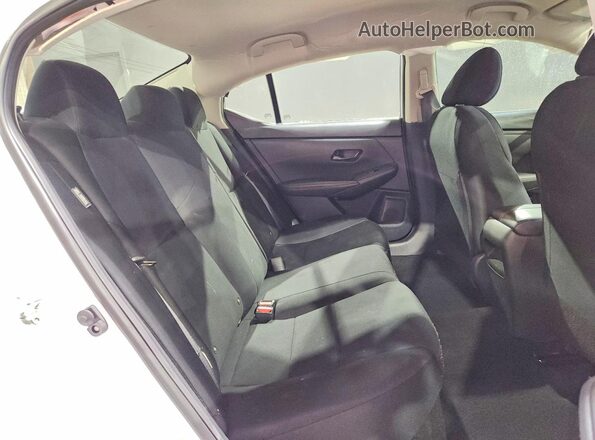 3N1AB8BV6RY216687 2024 NISSAN SENTRA Белый Вид задних сидений