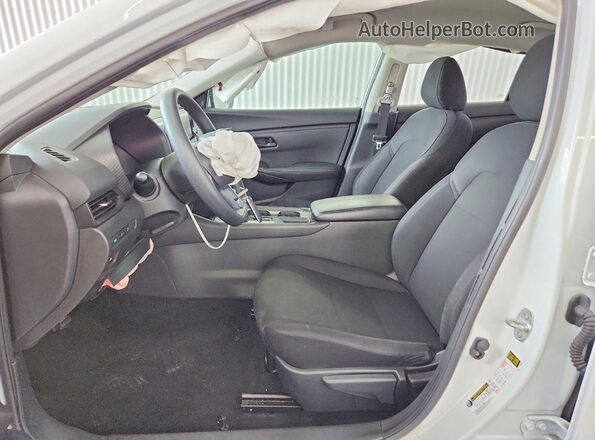 3N1AB8BV6RY370266 2024 NISSAN SENTRA White 