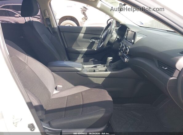 3N1AB8BV7PY223077 2023 NISSAN SENTRA White Widok wnętrza z przodu