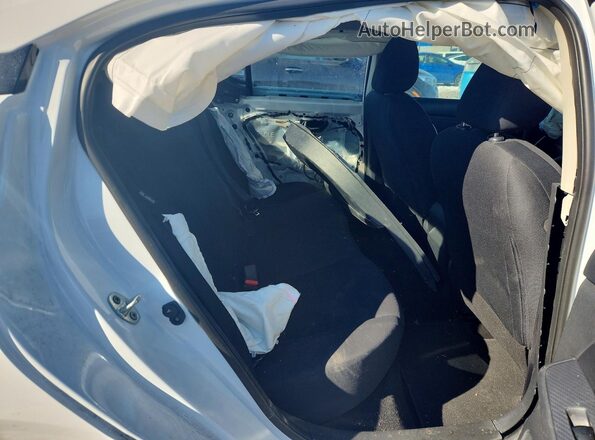 3N1AB8BV7RY221073 2024 NISSAN SENTRA White Vista de los asientos traseros