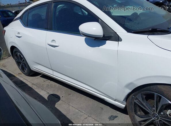 3N1AB8CV0MY201044 2021 NISSAN SENTRA White Widok wnętrza z tyłu