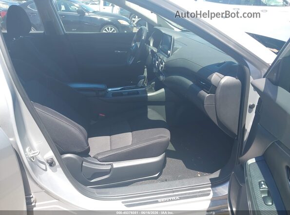3N1AB8CV0MY267299 2021 NISSAN SENTRA Silver Vista interior delantera