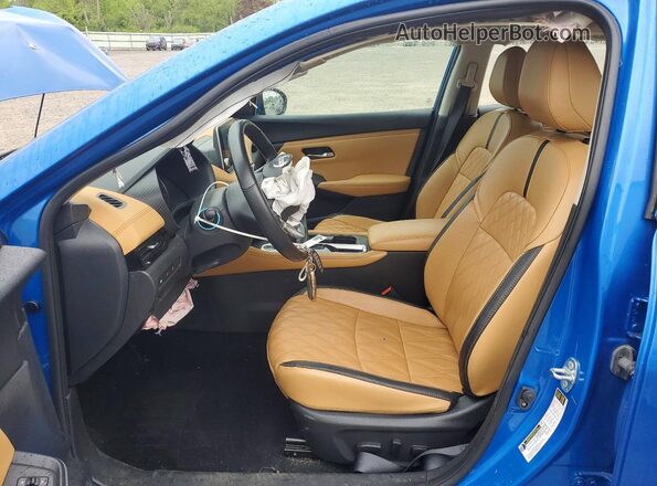 3N1AB8CV1PY290322 2023 NISSAN SENTRA Blue Widok wnętrza z przodu