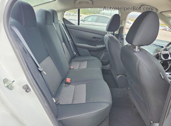 3N1AB8CV1RY211007 2024 NISSAN SENTRA Белый Вид задних сидений