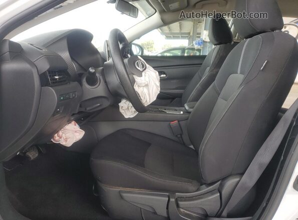 3N1AB8CV1SY273898 2025 NISSAN SENTRA White 