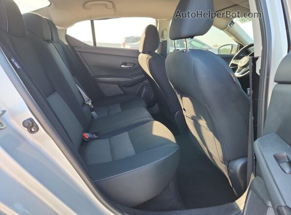 3N1AB8CV2MY230433 2021 NISSAN SENTRA Gray Rear seats view