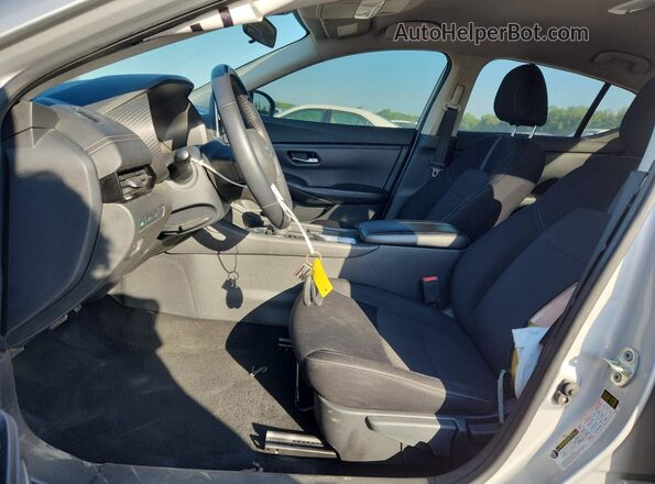 3N1AB8CV2MY230433 2021 NISSAN SENTRA Gray Front interior view