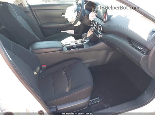 3N1AB8CV2PY298459 2023 NISSAN SENTRA Белый Вид салона спереди