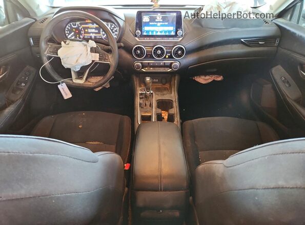 3N1AB8CV2RY228074 2024 NISSAN SENTRA Black Առջևի վահանակի տեսք