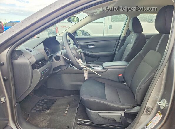 3N1AB8CV2RY297203 2024 NISSAN SENTRA Серый Вид салона спереди
