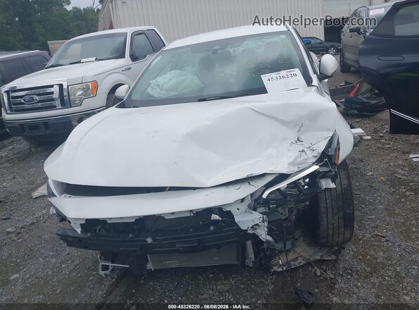 3N1AB8CV2RY301556 2024 NISSAN SENTRA Белый Вид панели приборов