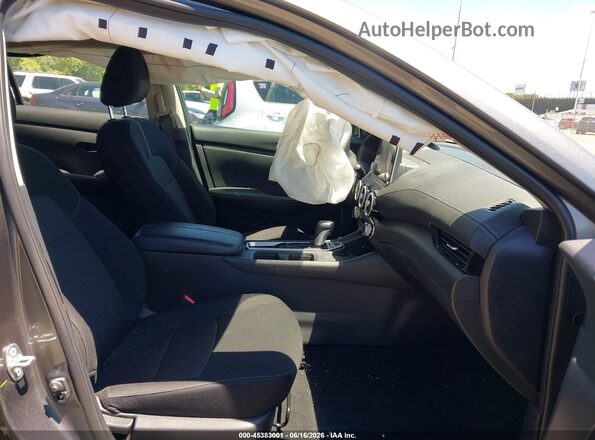 3N1AB8CV2SY218361 2025 NISSAN SENTRA Серый Вид салона спереди