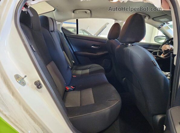 3N1AB8CV3MY235687 2021 NISSAN SENTRA White 