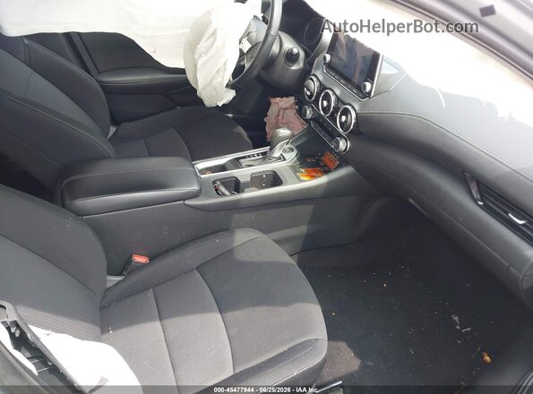 3N1AB8CV3PY245981 2023 NISSAN SENTRA Silver Вид салону спереду