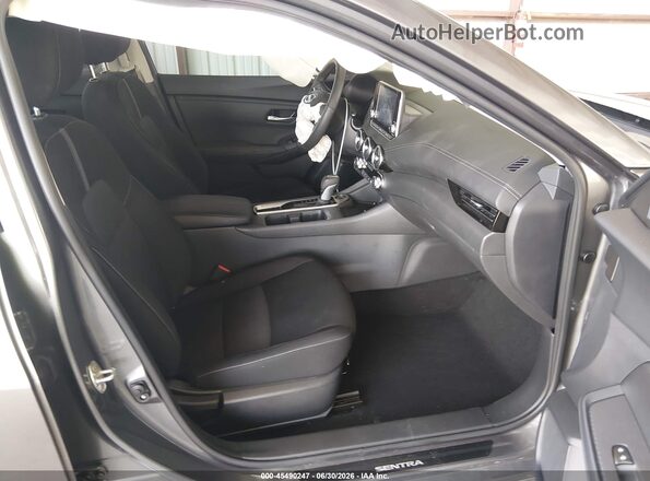3N1AB8CV3SY407939 2025 NISSAN SENTRA Gray Widok wnętrza z przodu