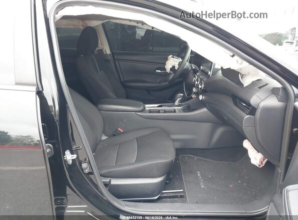 3N1AB8CV3SY407987 2025 NISSAN SENTRA Черный Вид салона спереди