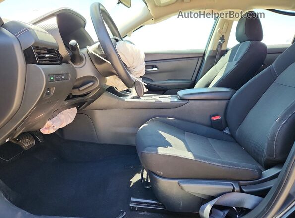 3N1AB8CV4PY277807 2023 NISSAN SENTRA Черный Вид салона спереди