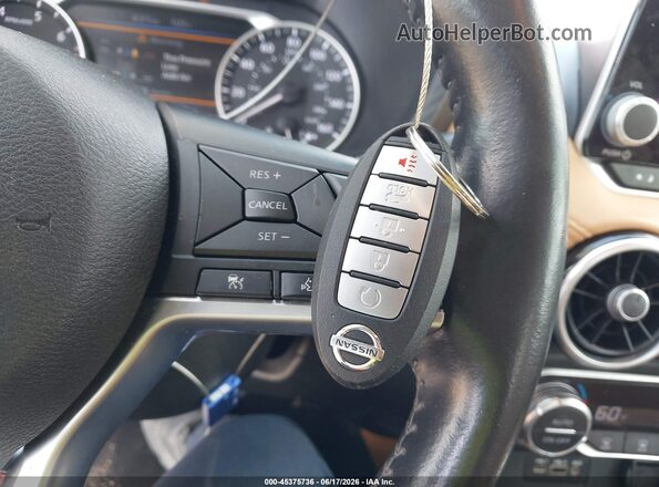 3N1AB8CV5PY225702 2023 NISSAN SENTRA Красный Вид панели приборов