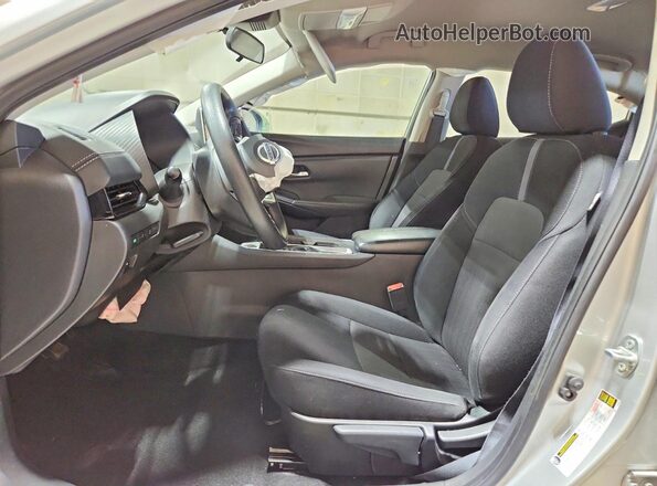 3N1AB8CV5PY298469 2023 NISSAN SENTRA Silver Widok deski rozdzielczej