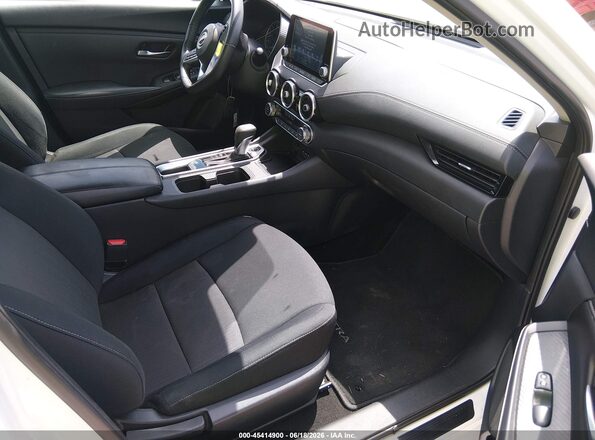 3N1AB8CV5RY205419 2024 NISSAN SENTRA Белый Вид салона спереди