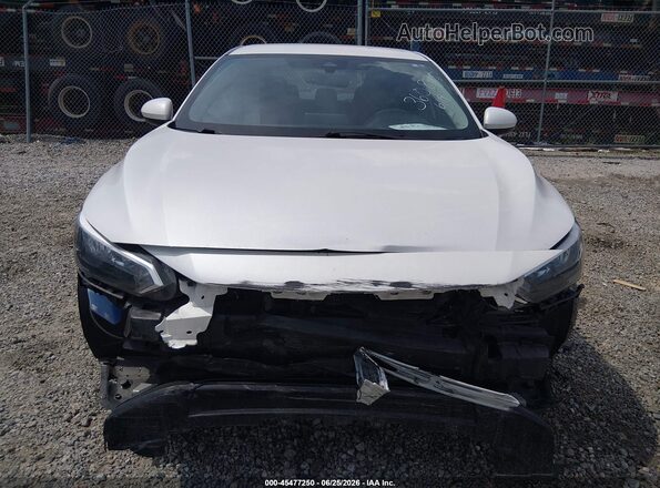 3N1AB8CV5RY360875 2024 NISSAN SENTRA White Widok wnętrza z tyłu