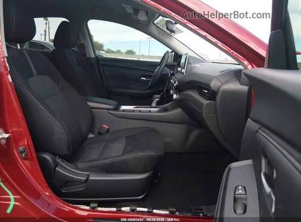 3N1AB8CV6RY242186 2024 NISSAN SENTRA Red Вид салону спереду