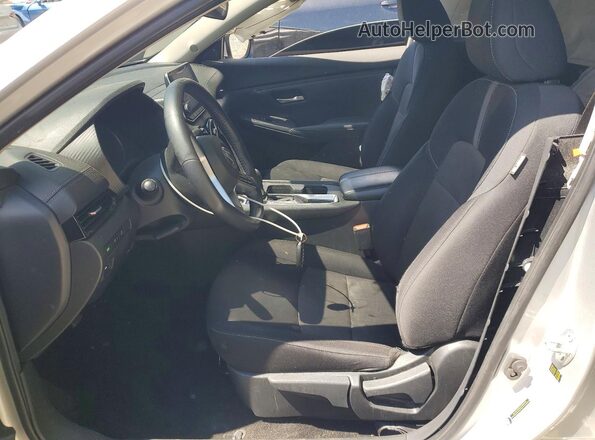 3N1AB8CV7MY250435 2021 NISSAN SENTRA Silver Front interior view
