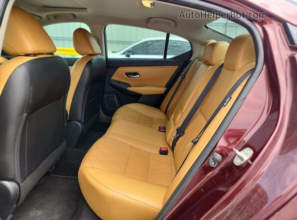 3N1AB8CV7MY257725 2021 NISSAN SENTRA Maroon Vista de los asientos traseros