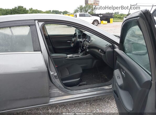 3N1AB8CV7PY282239 2023 NISSAN SENTRA Серый Вид салона спереди