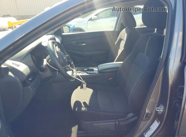 3N1AB8CV7SY311022 2025 NISSAN SENTRA Charcoal Սալոնի դիմացի տեսք