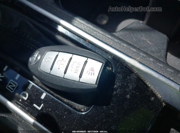 3N1AB8CV8PY236208 2023 NISSAN SENTRA White Առջևի վահանակի տեսք