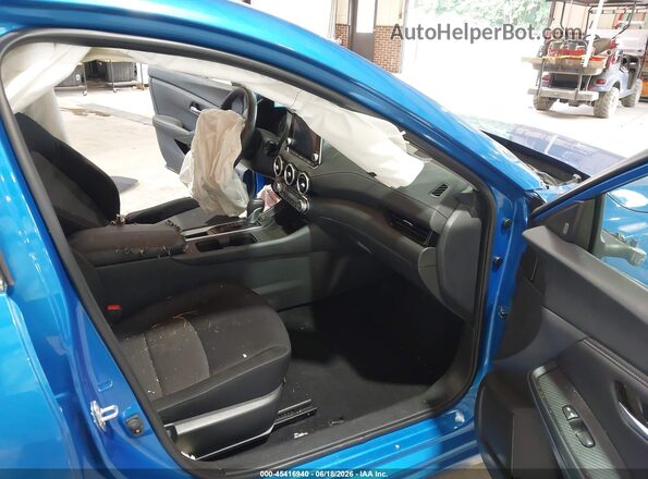 3N1AB8CV8PY273274 2023 NISSAN SENTRA Blue Вид салону спереду