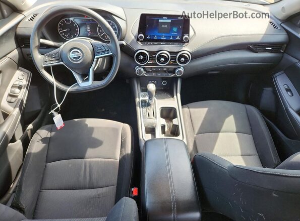 3N1AB8CV8PY299745 2023 NISSAN SENTRA Silver Vista del salpicadero