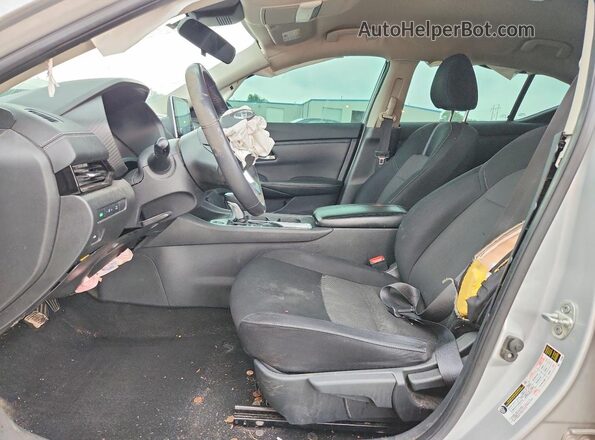 3N1AB8CV9MY222345 2021 NISSAN SENTRA Silver Vista interior delantera