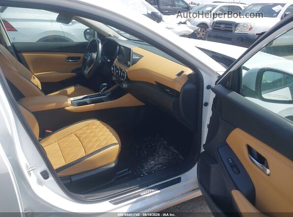 3N1AB8CV9PY247993 2023 NISSAN SENTRA White Front interior view