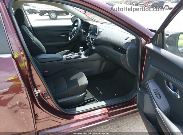 3N1AB8CV9SY390760 2025 NISSAN SENTRA Maroon Front interior view