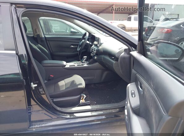 3N1AB8CVXSY266965 2025 NISSAN SENTRA Черный Вид салона спереди