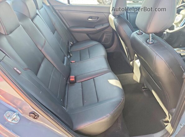 3N1AB8DV2RY205876 2024 NISSAN SENTRA Two Tone Հետևի նստատեղերի տեսք