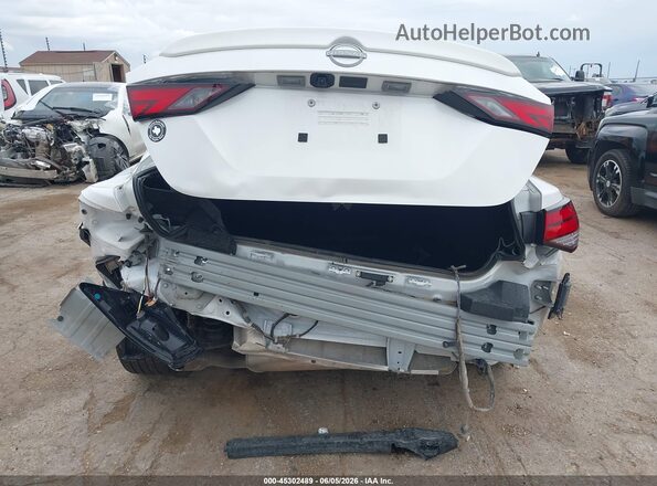 3N1AB8DV2RY230731 2024 NISSAN SENTRA White Front view