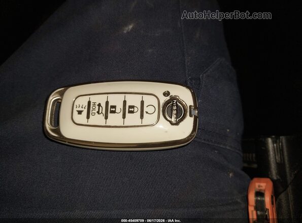 3N1AB8DV2RY304844 2024 NISSAN SENTRA Белый Вид панели приборов